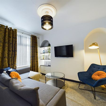 Charming Apartments - Cosy Retreat - Short Drive To City Centre - Free Parking Liverpool Exteriör bild